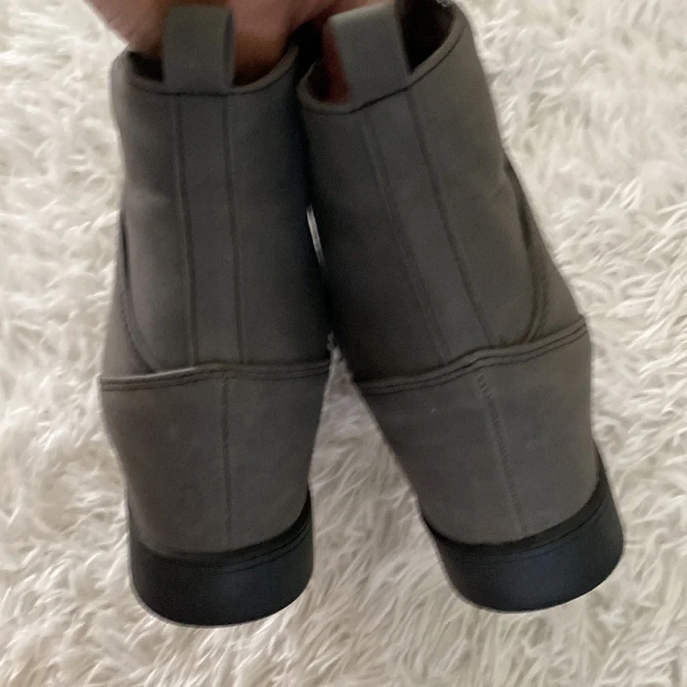 Secret celebrity gray hidden wedge ankle boots